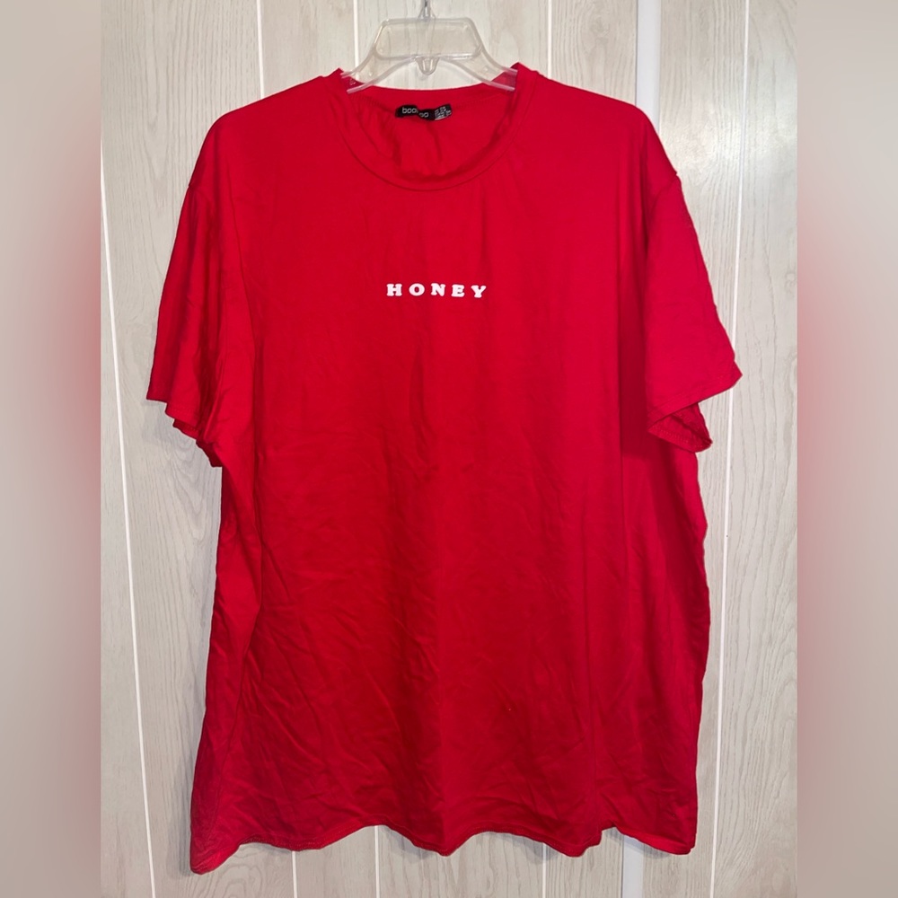 Boohoo Red Honey Tee ❤️ 24